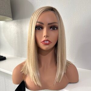 NWT Belle Tress “Alpha Blend” with new lux fibers in Tres Leches Blonde